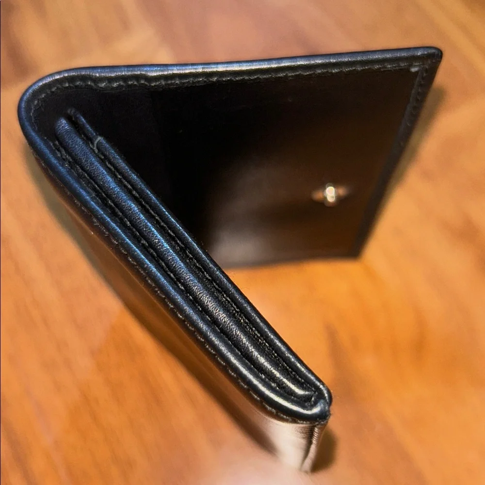 Authentic Gucci Leather Flap Card Case